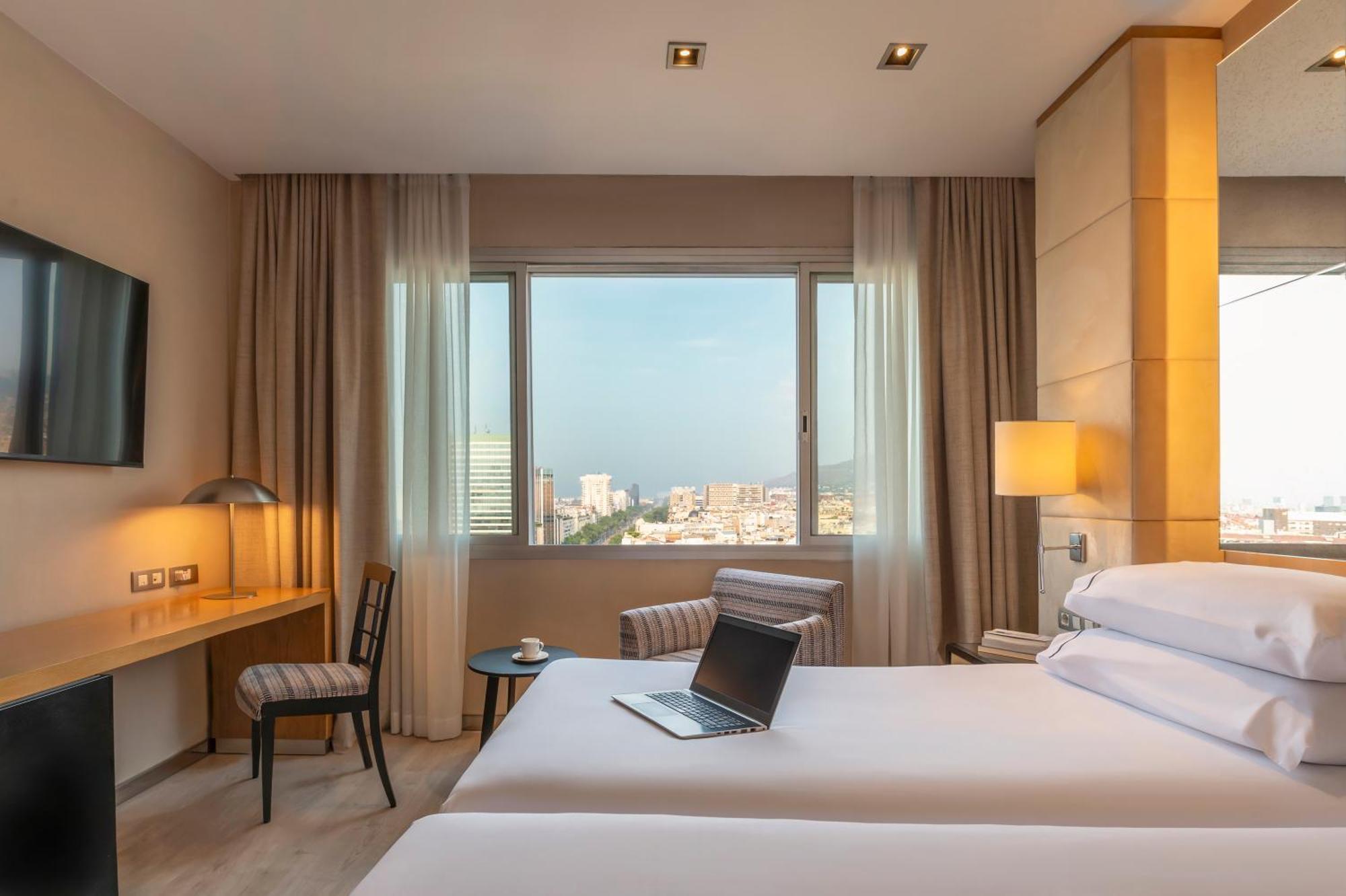 Hesperia Barcelona Presidente Hotel Eksteriør billede