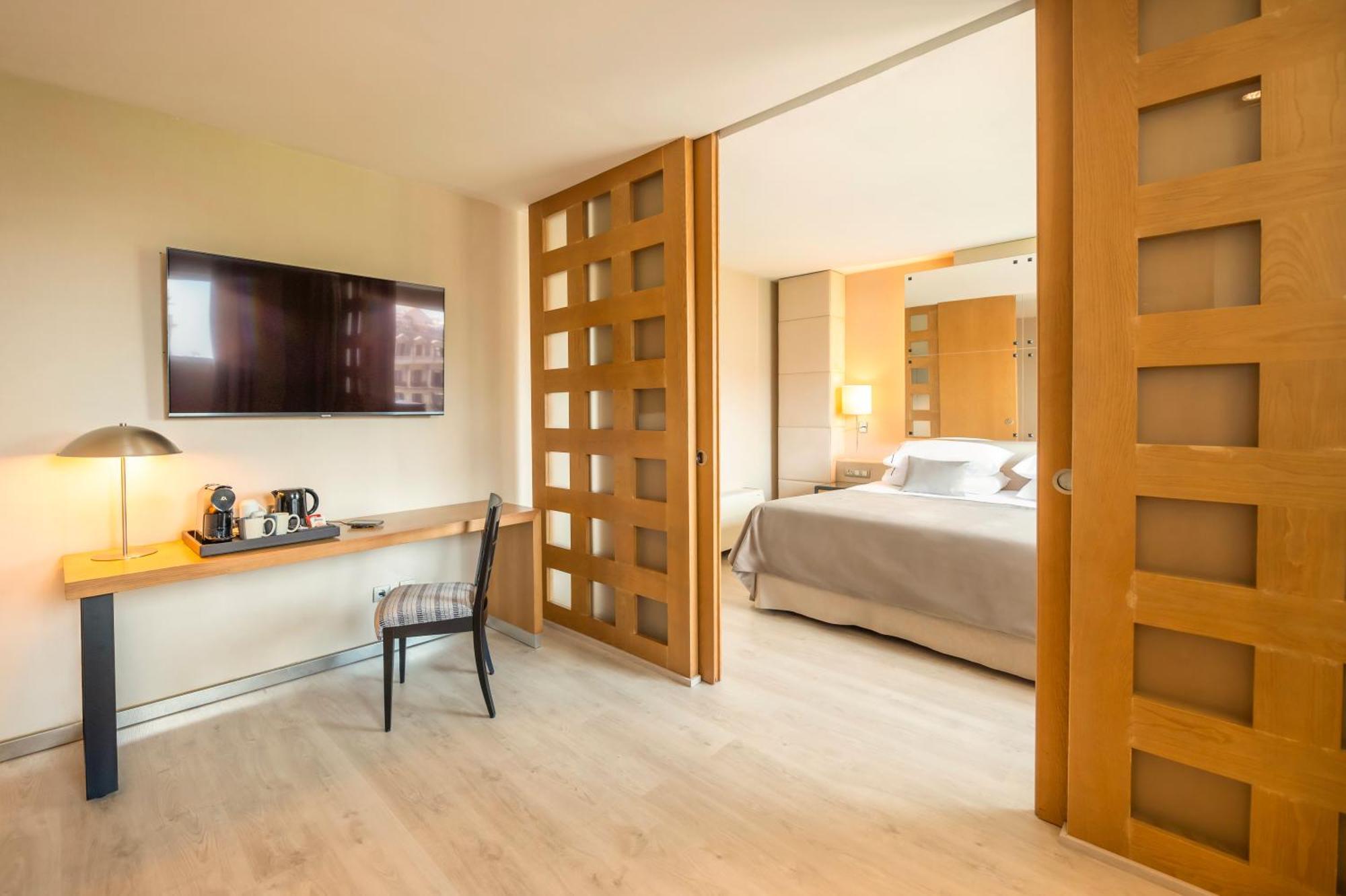 Hesperia Barcelona Presidente Hotel Eksteriør billede